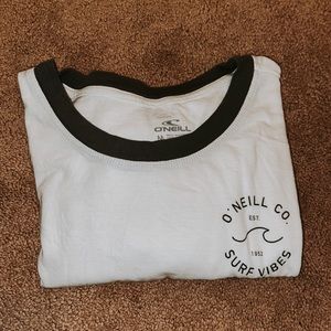 White O’Neill t shirt